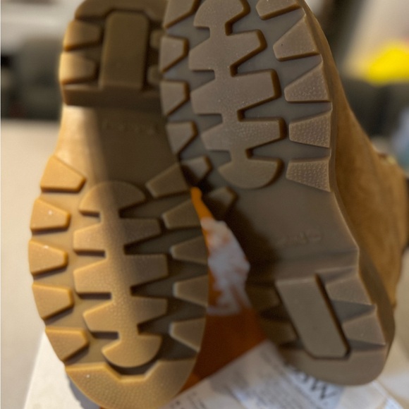 Timberland Women's Wheat Waterproof Boots - Picture 3 of 5